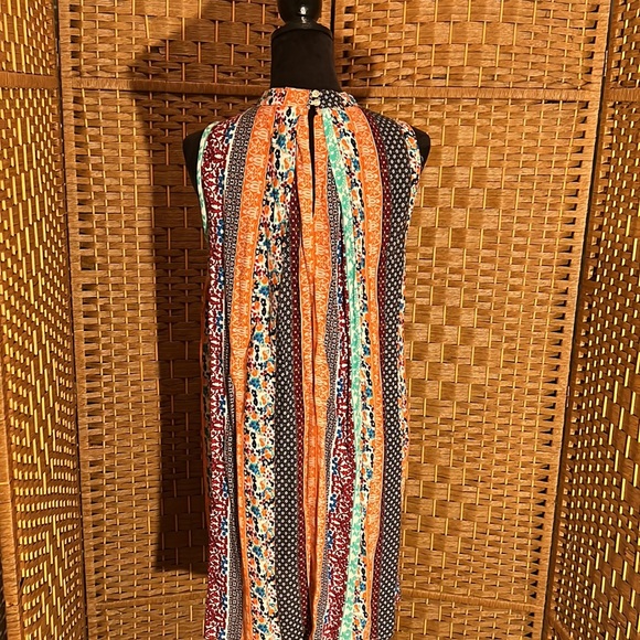 Top - Picture 3 of 5